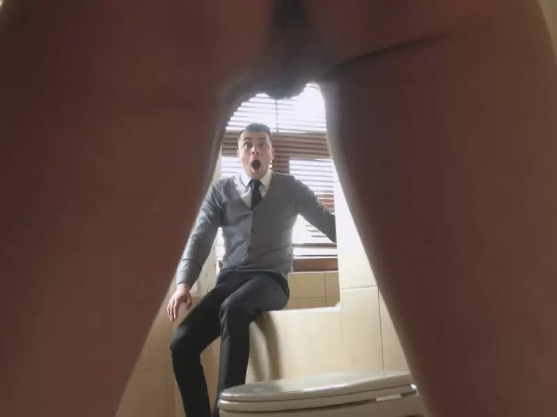 أمي مجرد عاهرة تحب الزبوب - sex mom