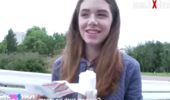 سكس مقابل المال - اغراء فتيات المدرسة 