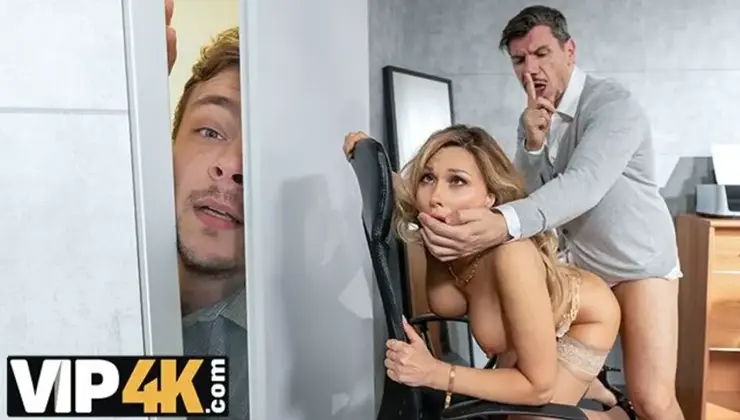 إباحيات ساخنة - فتاة مثيرة في نيك عاطفي HD مقاطع سكس